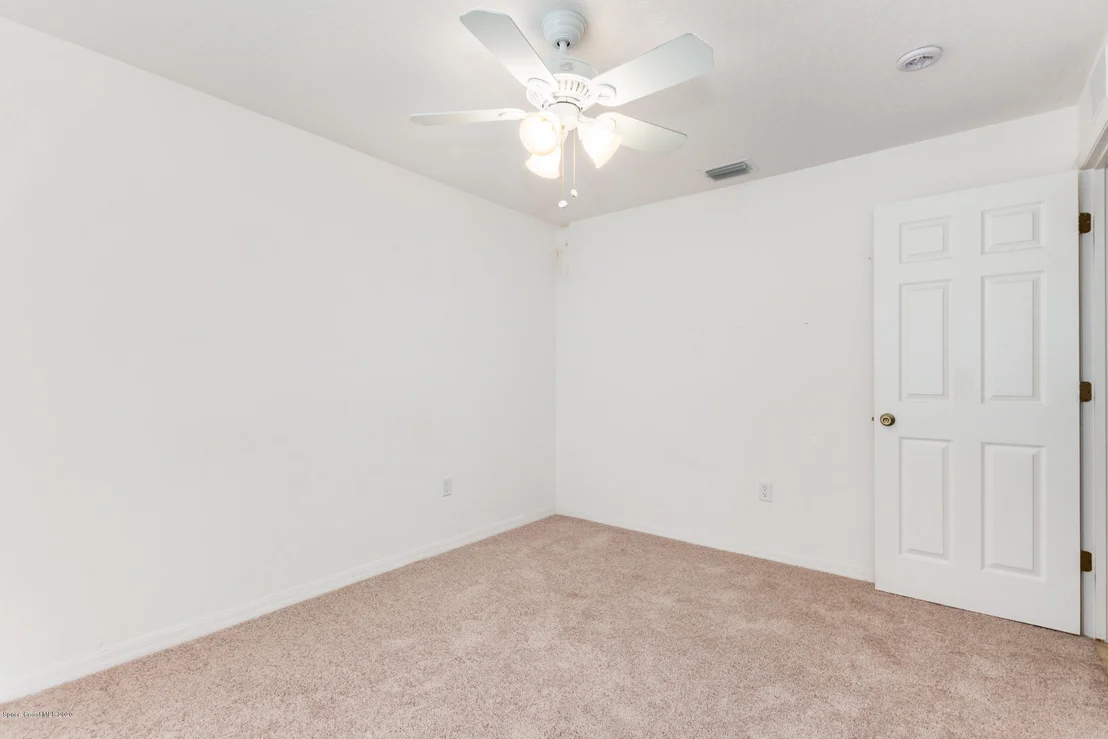 Photo of 725 Sedgewood Circle
