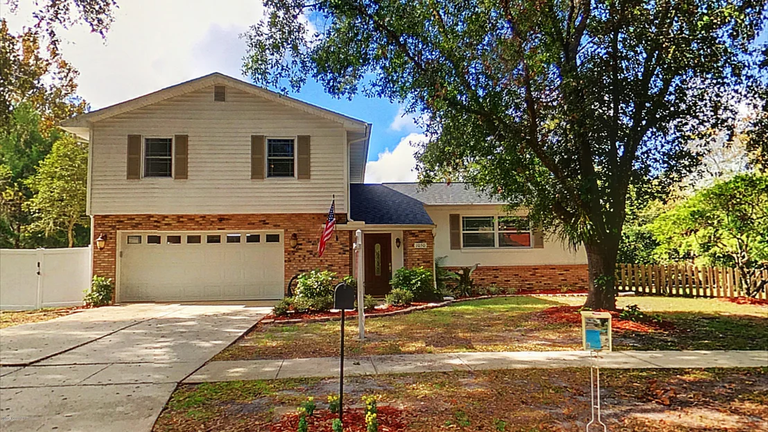 Photo of 1050 Chokecherry Drive