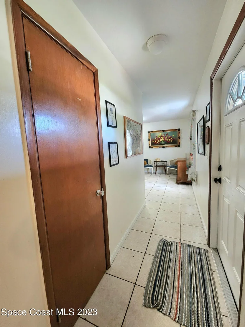 Photo of 1740 Golfview Drive