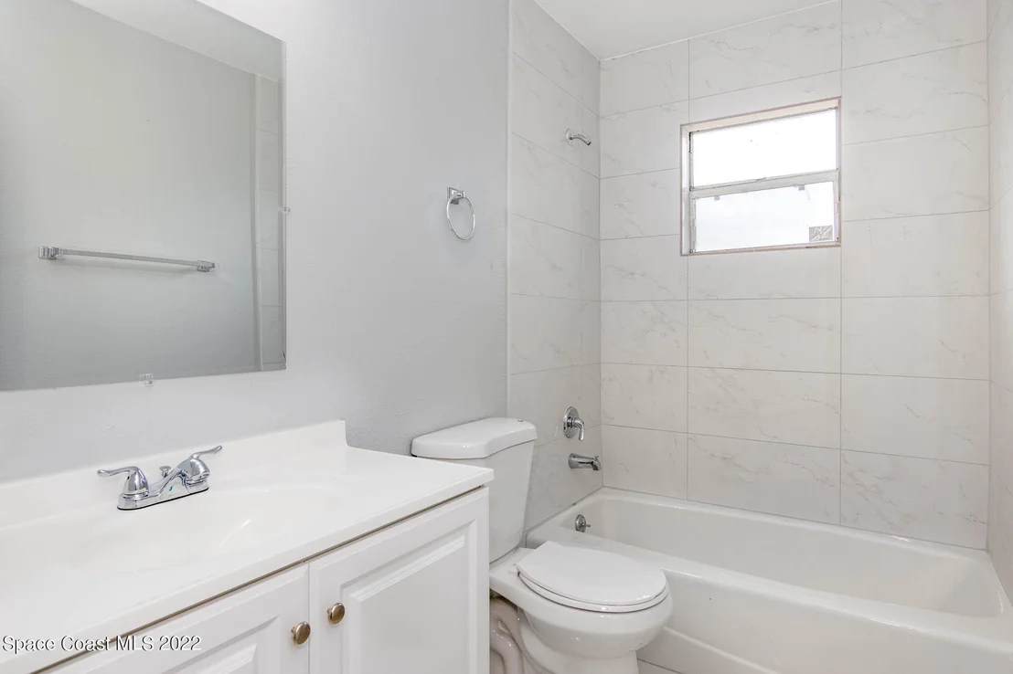 Photo of 1541 Spruce Road
