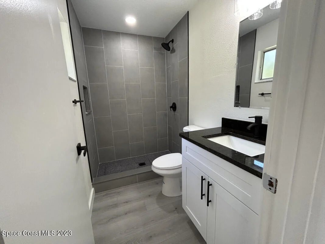 Photo of 1250 Bard Lane NE
