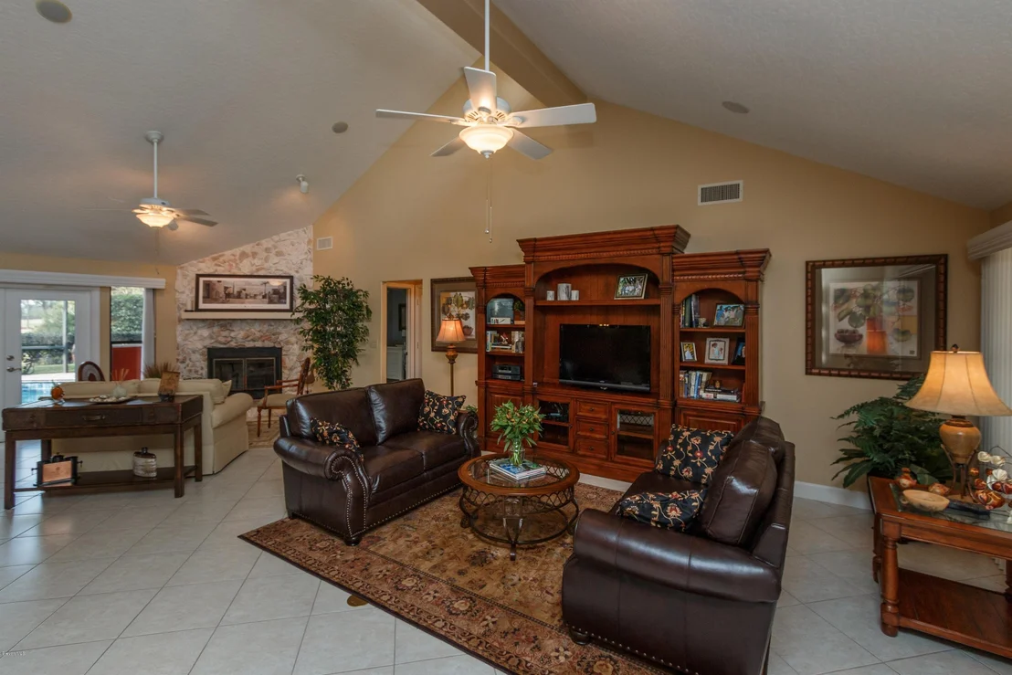 Photo of 610 Woodbridge Drive
