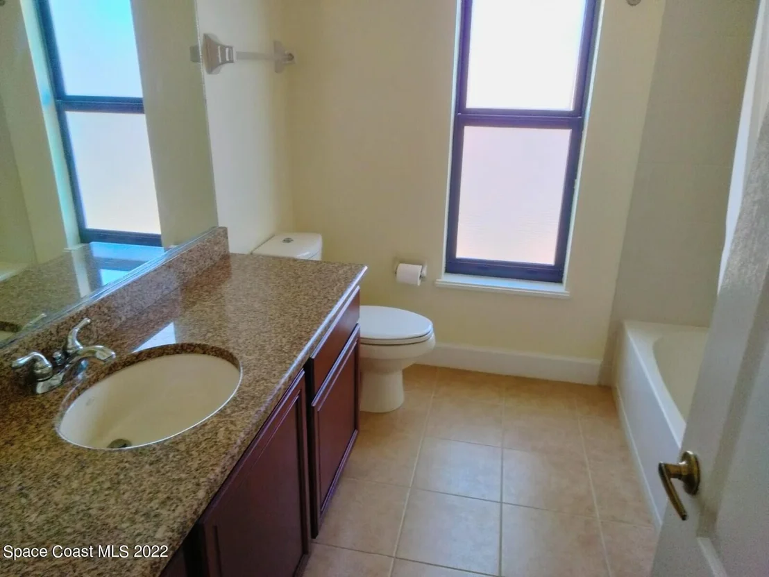 Photo of 1242 United Drive