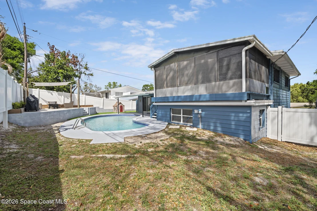 Photo of 3047 Sunset Lane