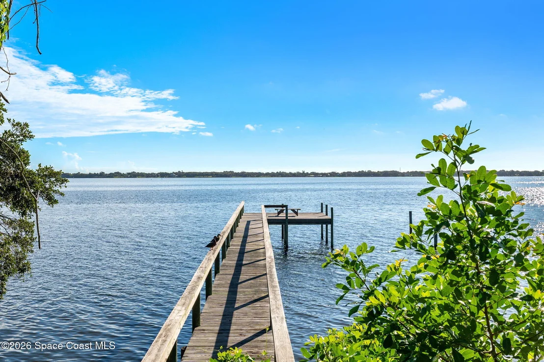 Photo of 925 N Indian River Drive
