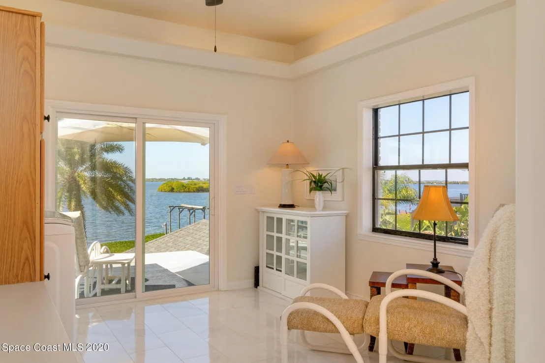 Photo of 466 Lanternback Island Drive