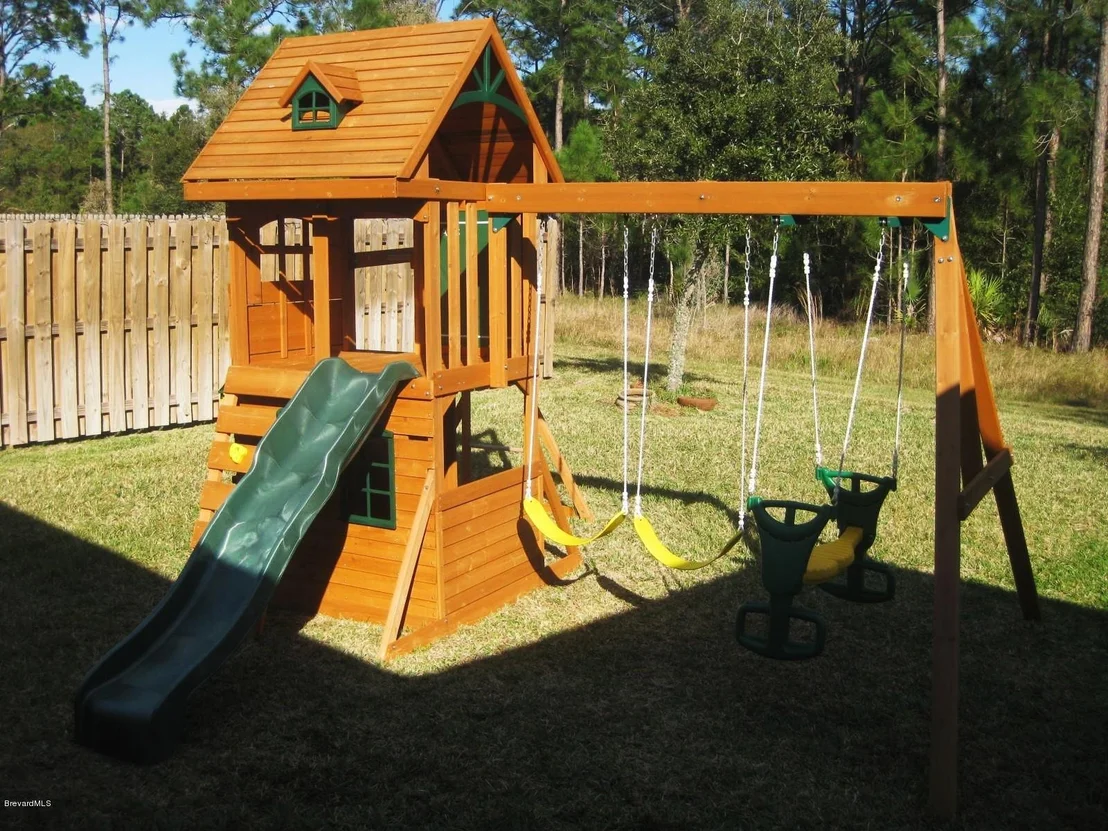 Photo of 2078 Maeve Circle