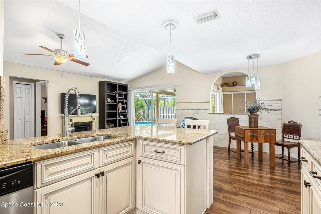 Photo of 4635 Willow Bend Drive