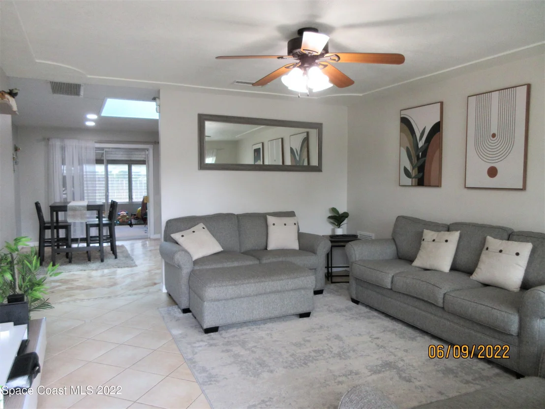 Photo of 2547 Locksley Road