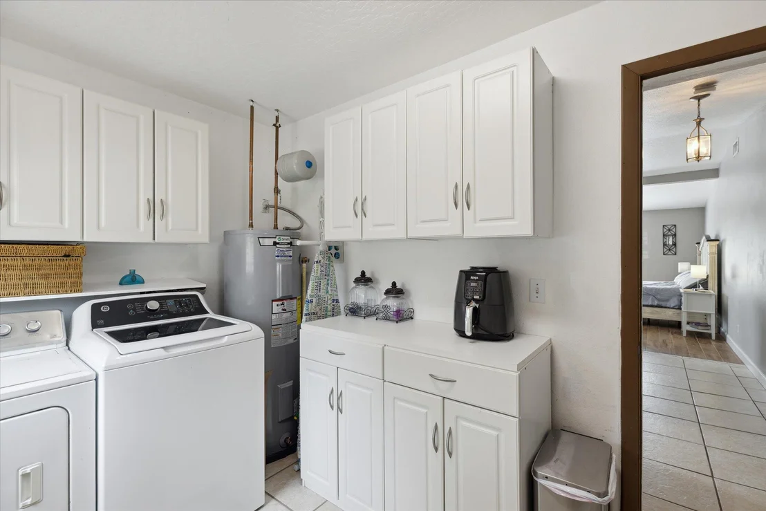 Photo of 1426 Hillcrest Drive