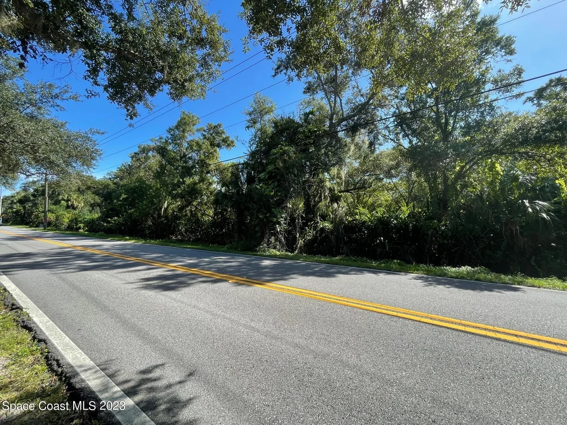 Photo of 3395 Turtle Mound Road