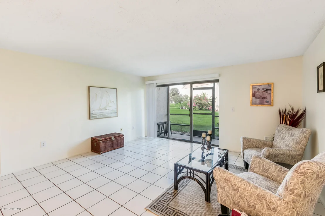 Photo of Unit 4 at 2500 Eagle Drive