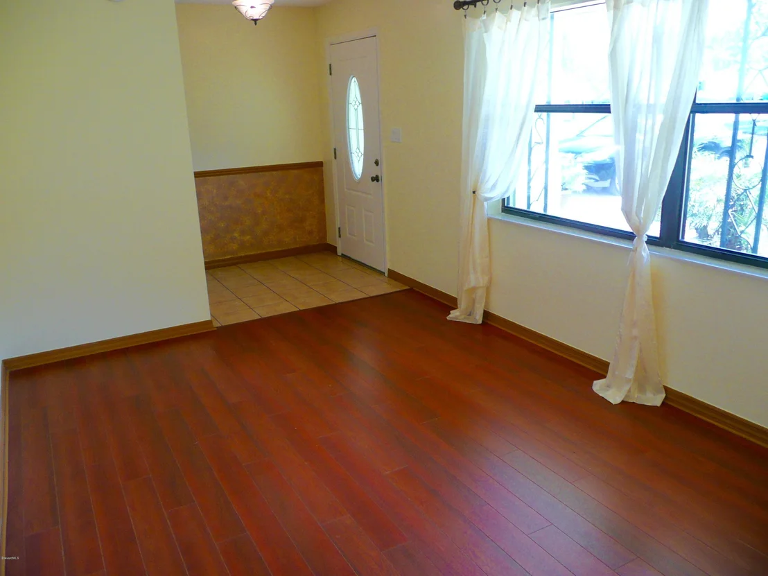 Photo of 212 Haven Drive