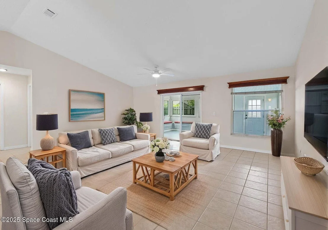 Photo of 967 Sabal Grove Drive