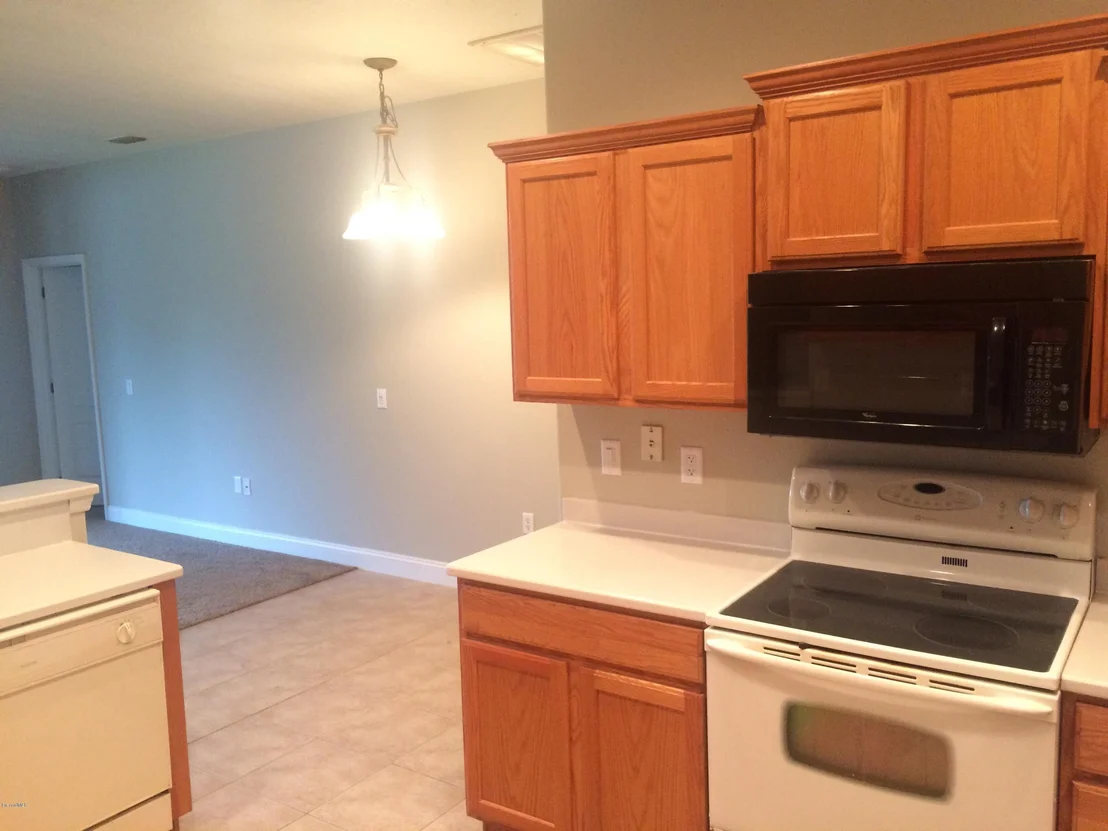 Photo of 1501 Bridgeport Circle