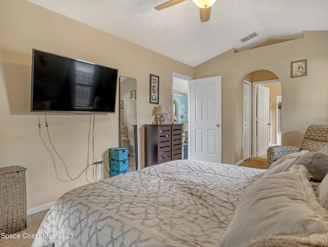 Photo of 2305 Shady Oak Road