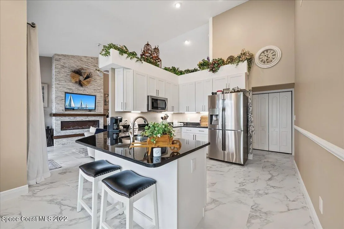Photo of 1001 Fieldstone Drive