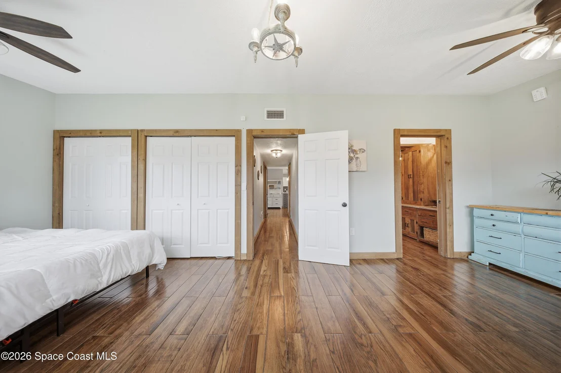 Photo of 112 Lagoon Avenue