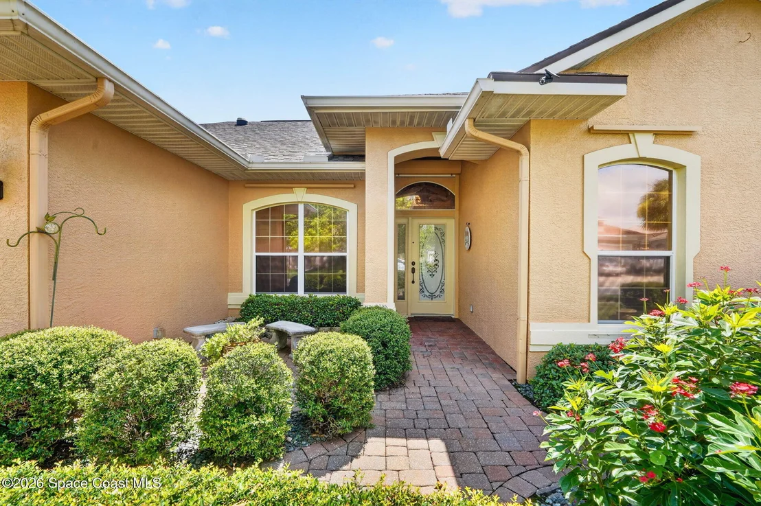 Photo of 1871 Thesy Drive