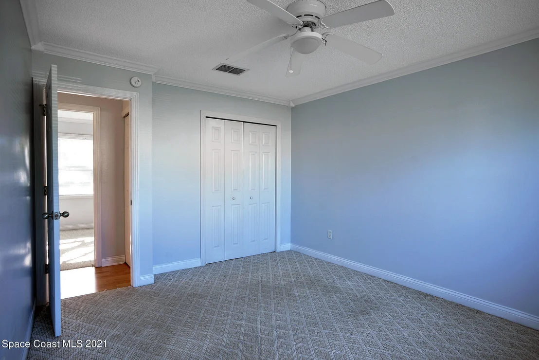 Photo of 999 Chace Lane NE