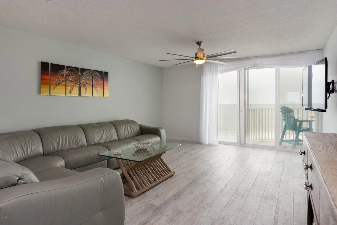 Photo of Unit 607 at 2225 Highway A1a