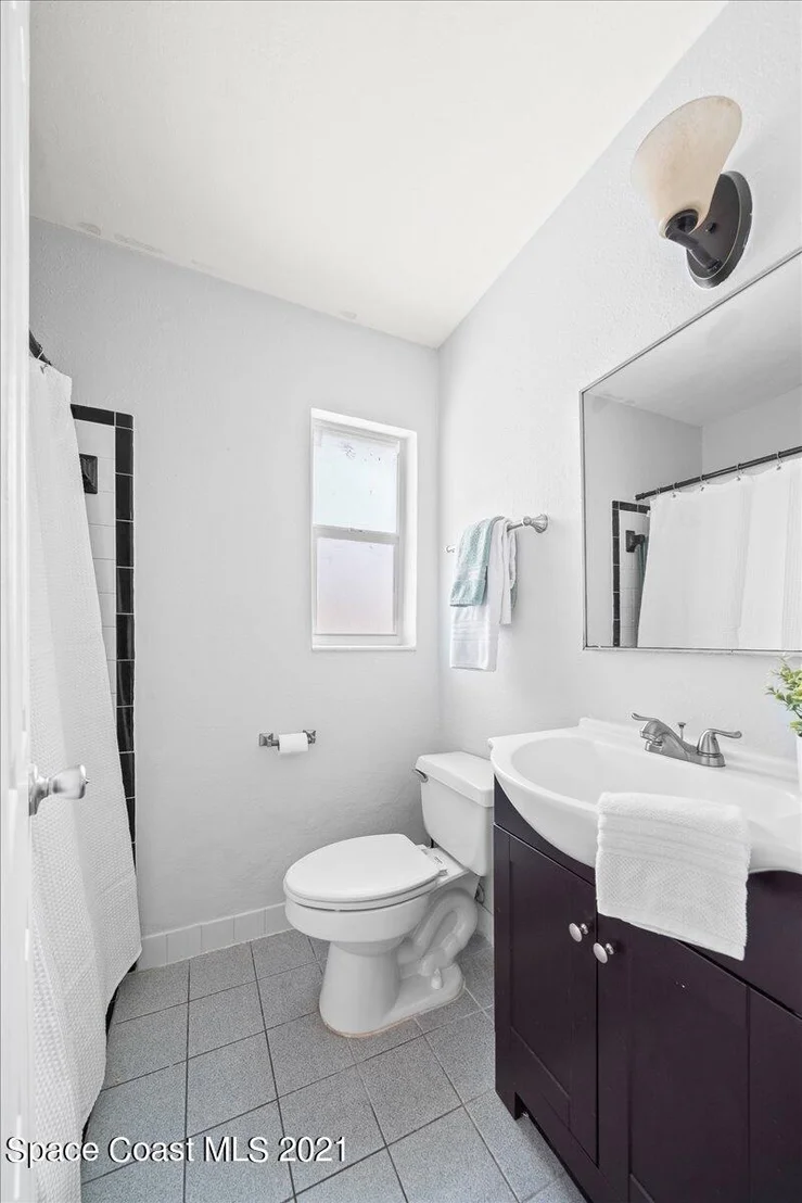 Photo of 1413 Rosemary Drive