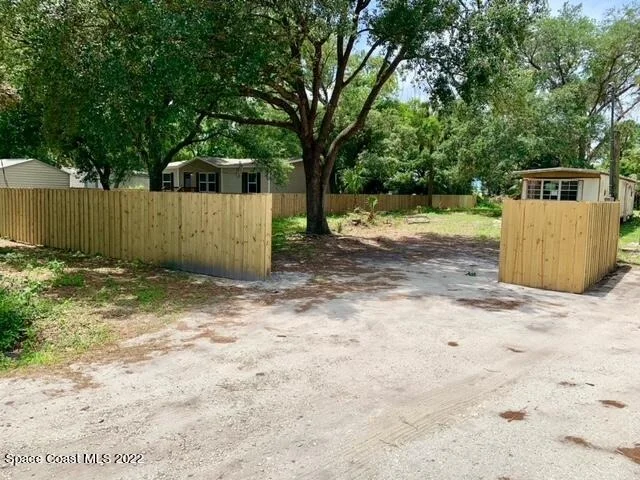 Photo of 603& 605 Friday Road