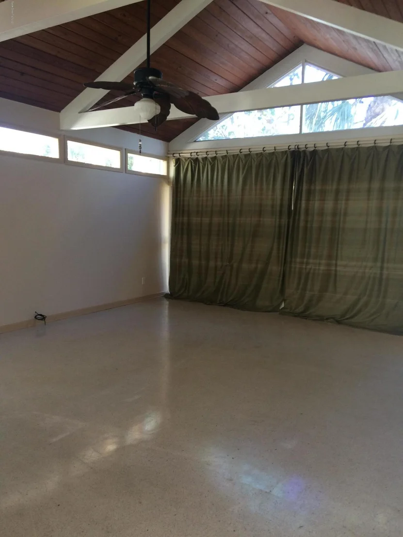 Photo of 133 Orlando Boulevard