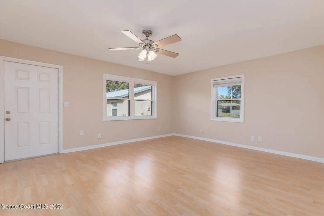 Photo of 856 Westport Drive
