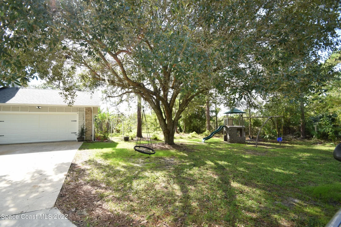 Photo of 1775 Grant Road