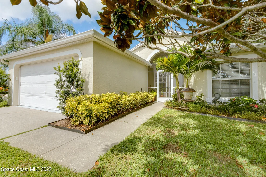 Photo of 2832 Saint Robert Drive