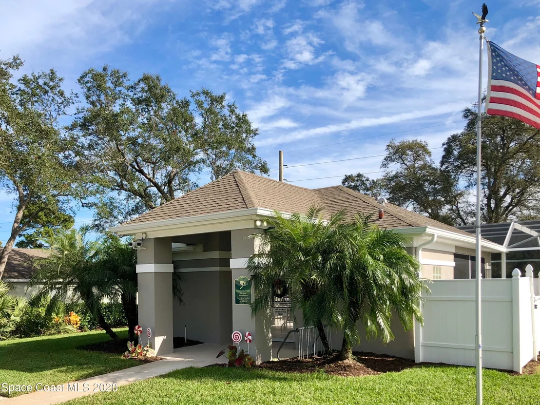 Photo of 2227 Spring Creek Circle NE