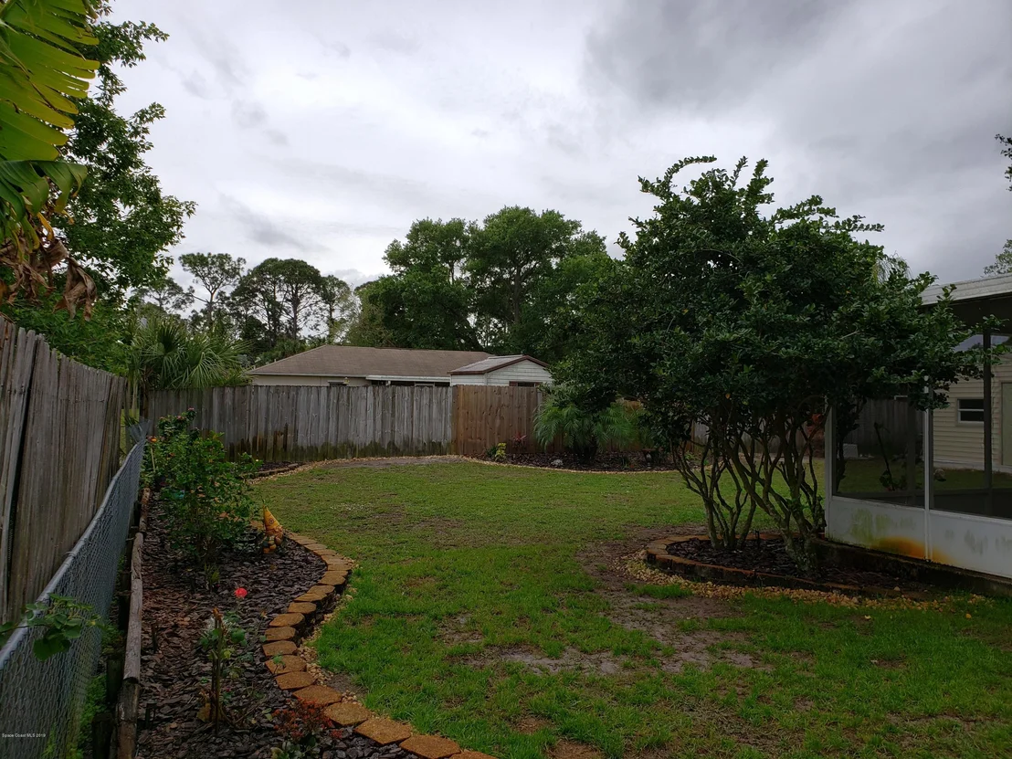 Photo of 6145 Adina Road