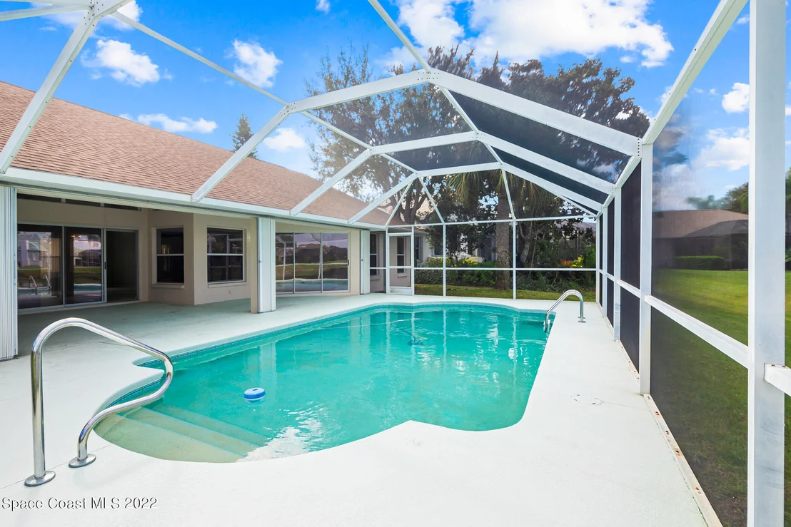Photo of 959 Wildwood Drive
