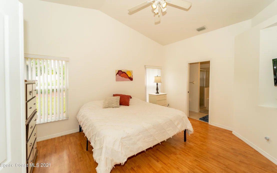 Photo of 2100 Spring Creek Circle NE