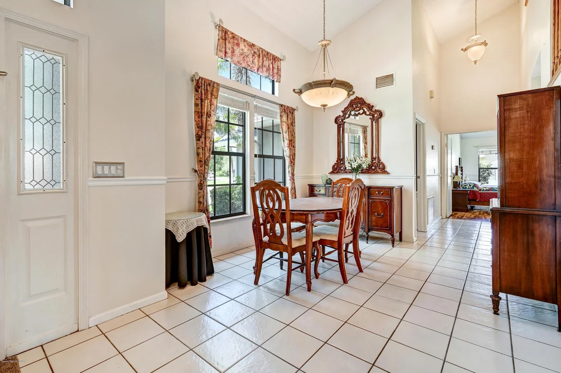 Photo of 1250 Walnut Grove Way