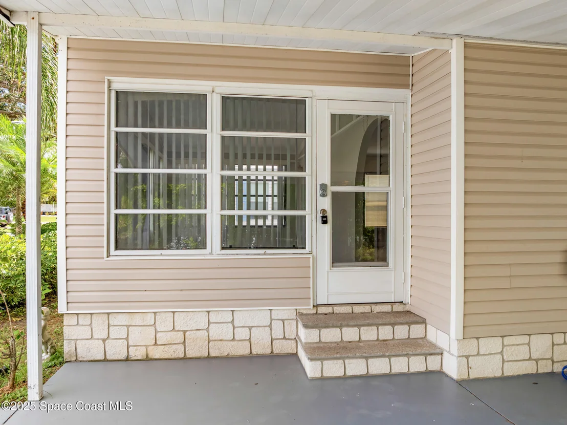 Photo of 555 Marlin Circle