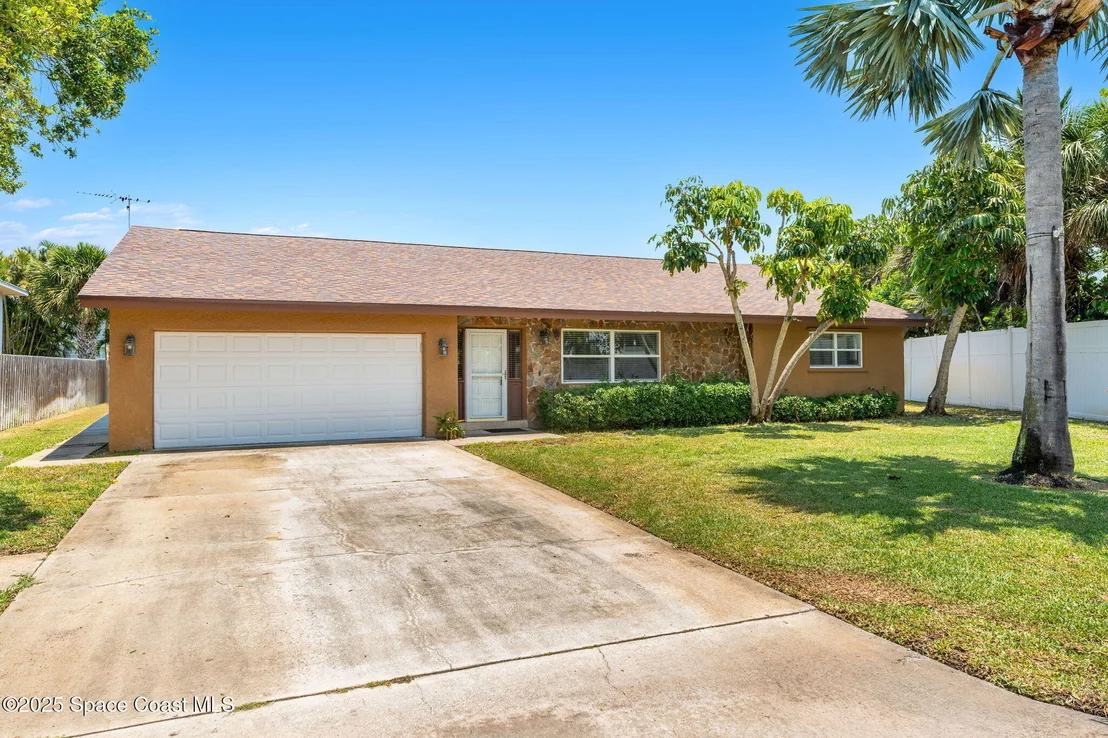 Photo of 36 Mohican Way
