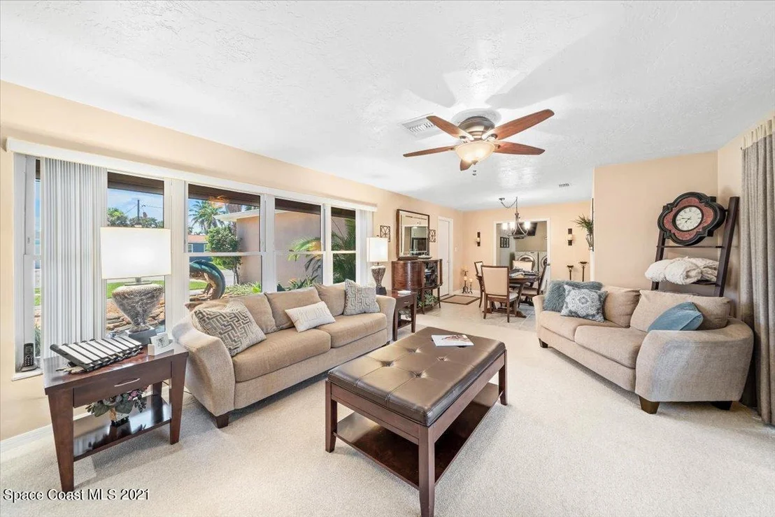 Photo of 457 Penguin Drive