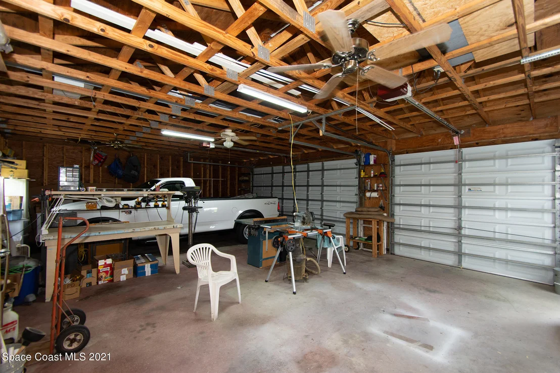 Photo of 1190 Grant Road