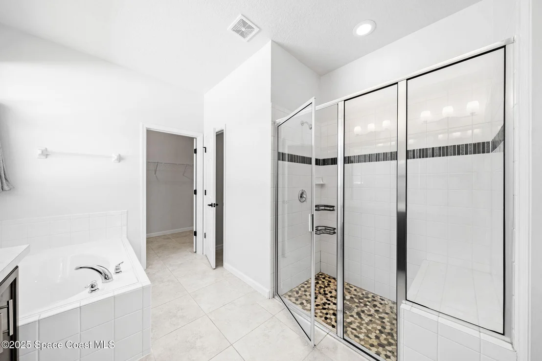 Photo of 539 Balcom Terrace SE