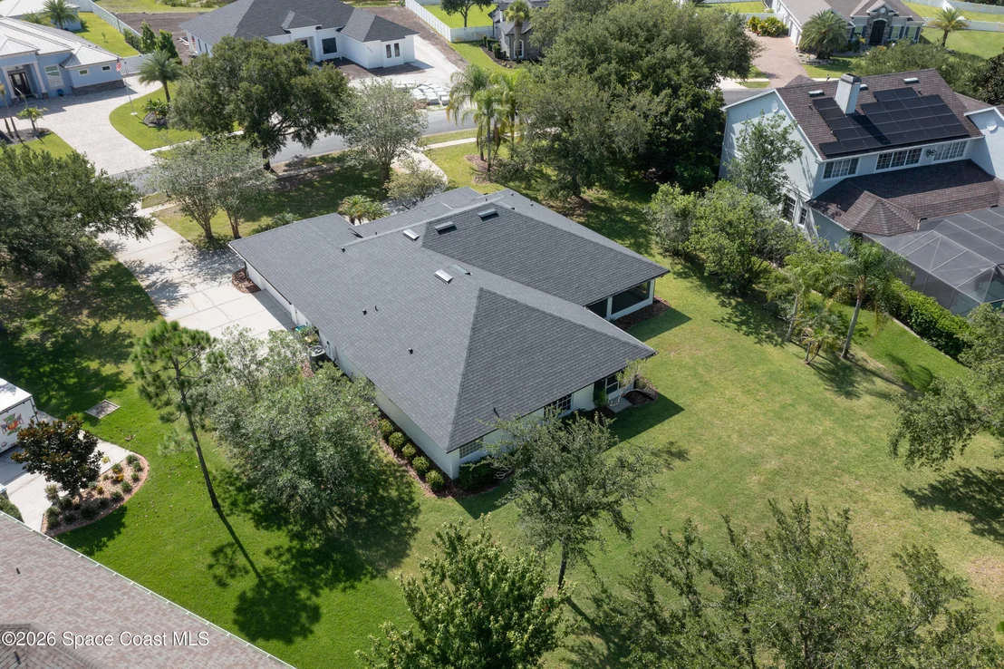 Photo of 2160 Windbrook Drive SE