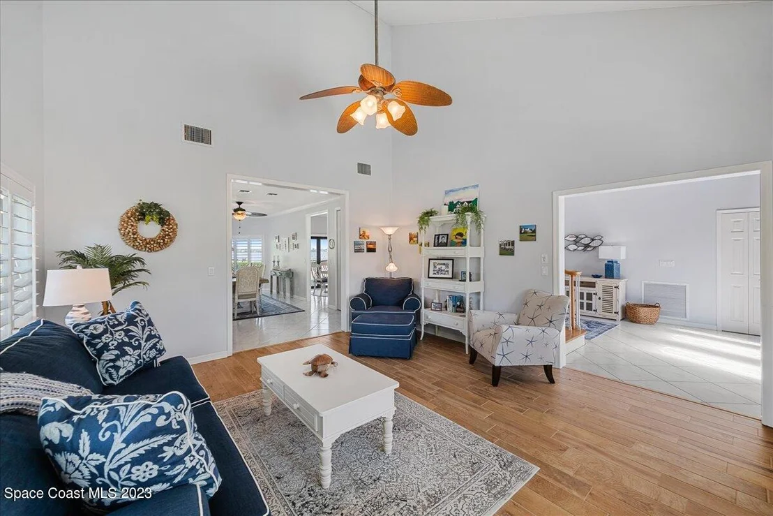 Photo of 544 Lanternback Island Drive