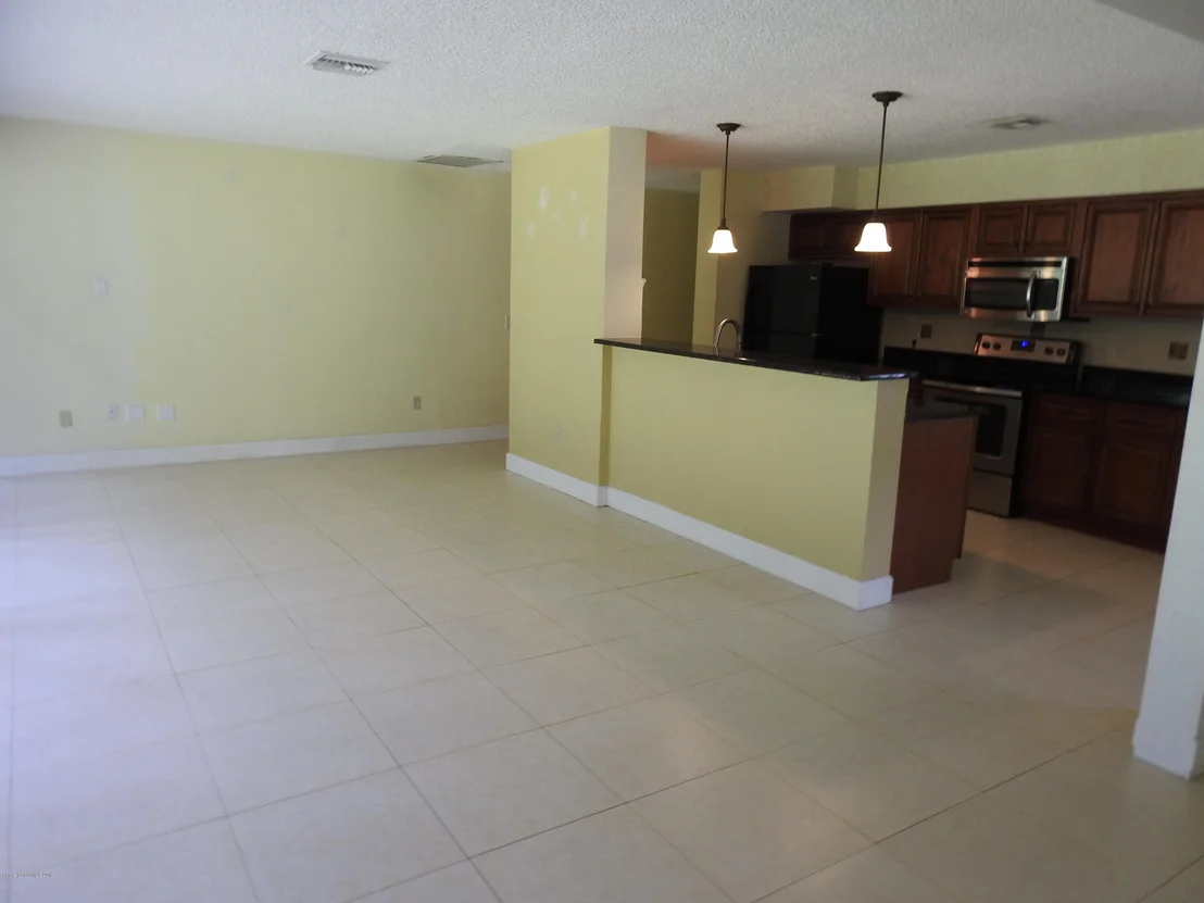 Photo of 2875 Sunset Road