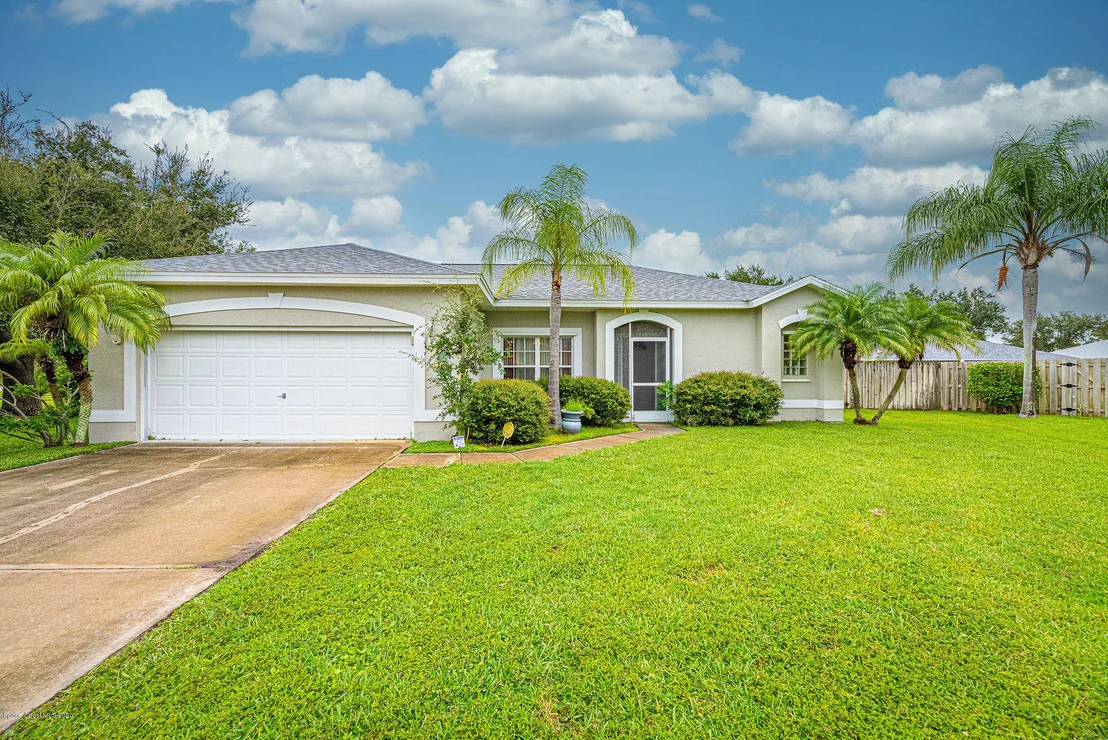 Photo of 1445 Colt Way
