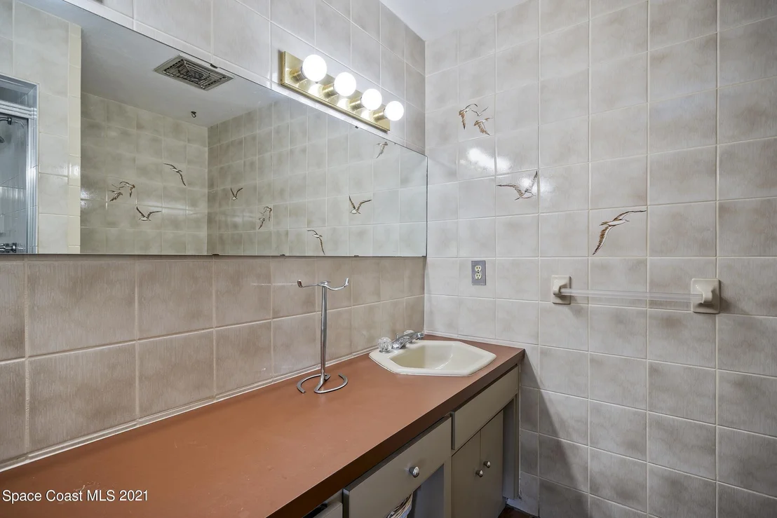 Photo of 1367 Gleneagles Way