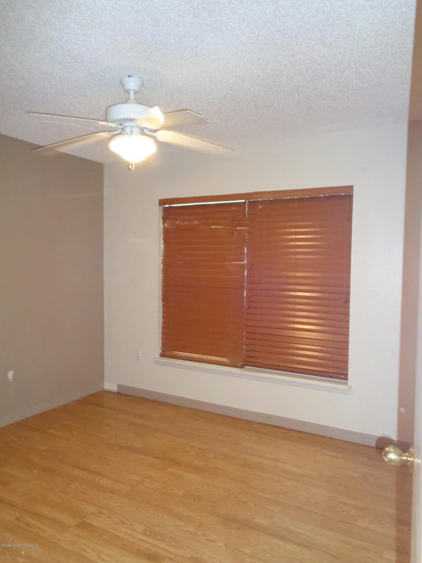 Photo of 2141 NE Spring Creek Circle