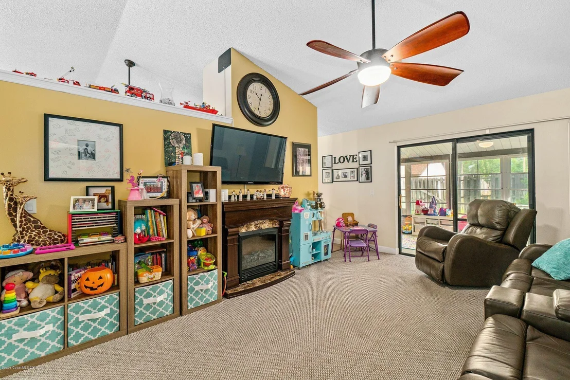 Photo of 882 Wandering Pine