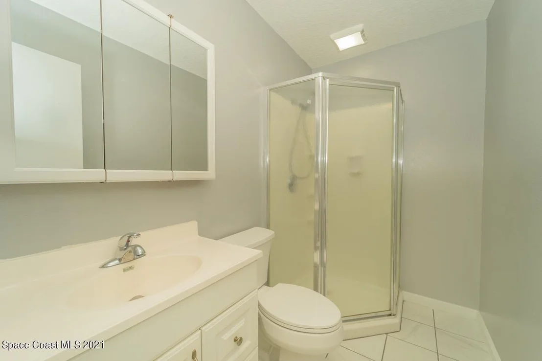 Photo of 958 Hart Place