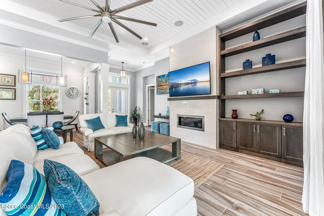 Photo of 6231 Windward Lane